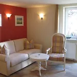 Apartmenthaus Hus Uebi By Rujana * Binz
