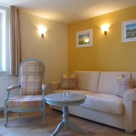 Apartmenthaus Hus übi By Rujana