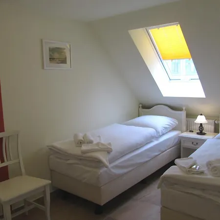 Apartmenthaus Hus Uebi By Rujana Apartamento Binz