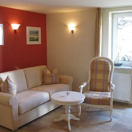 Apartmenthaus Hus Uebi By Rujana * Binz